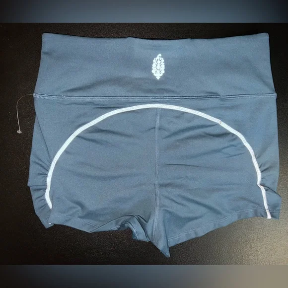 FP Movement You’re A Peach Shorty Shorts - Picture 5 of 7